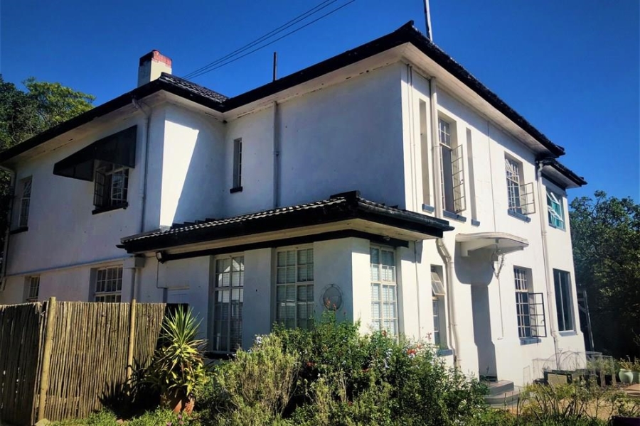 5 Bedroom Property for Sale in Knysna Central Western Cape